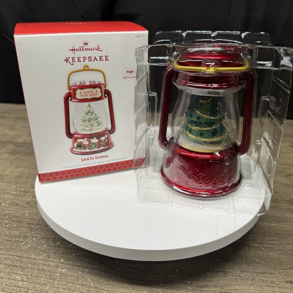 Hallmark Santa Signal 2013 Keepsake Ornament Magic Light Sound QXG1505